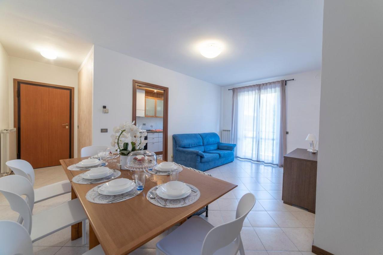 La Feriolina - Appartamento Al Lago Con Giardino Privato بافينو المظهر الخارجي الصورة